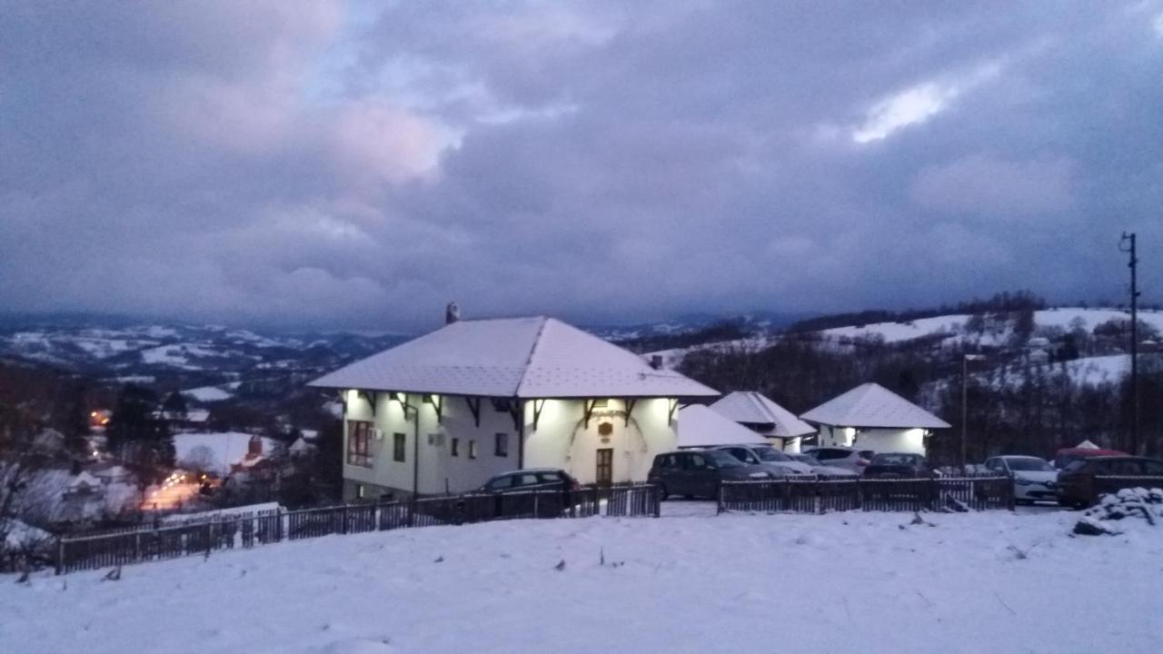 Bed and Breakfast Etno Selo Lelic Валево Екстер'єр фото