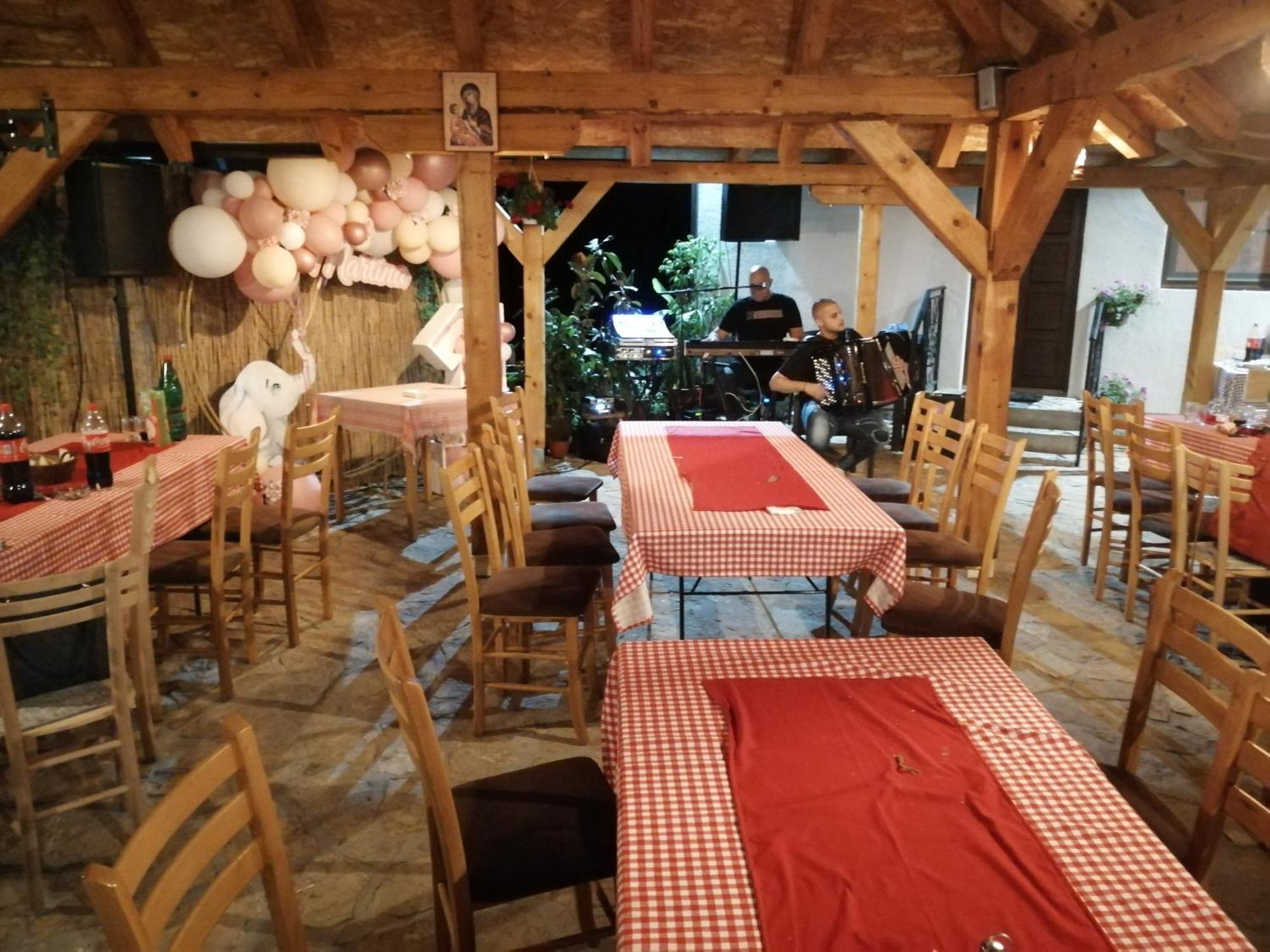 Bed and Breakfast Etno Selo Lelic Валево Екстер'єр фото