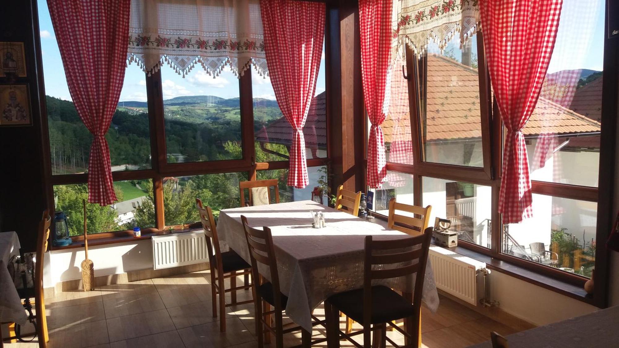 Bed and Breakfast Etno Selo Lelic Валево Екстер'єр фото