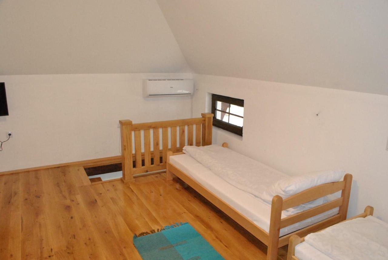 Bed and Breakfast Etno Selo Lelic Валево Екстер'єр фото